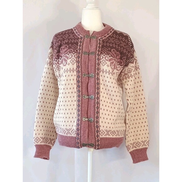 Dale Of Norway Pink Beige Wool Woven Silver Tone Buckle Front Sweater Sz 44 US L - Picture 1 of 7
